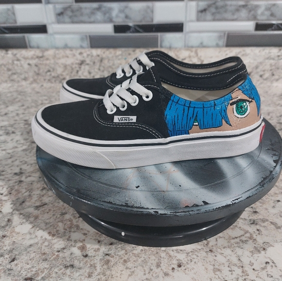 Custom vans - Picture 2 of 2